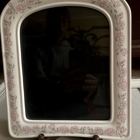 Ceramic frame pale pink painted floral design around border. NWOT 8x10 - Picture 1 of 6